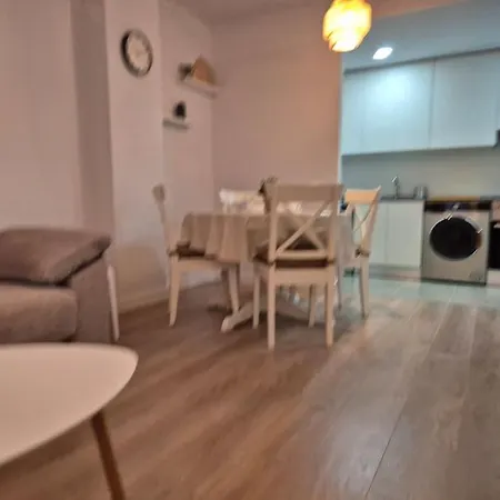 650a Acogedor Con Garaje By R2r Consulting * אוביידו